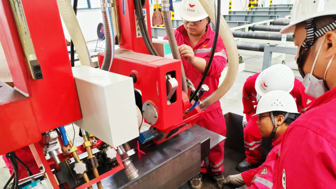 以賽促學(xué)錘煉工匠精神,質(zhì)量月里筑牢品質(zhì)根基(圖4) 以賽促學(xué)錘煉工匠精神,質(zhì)量月里筑牢品質(zhì)根基(圖4)